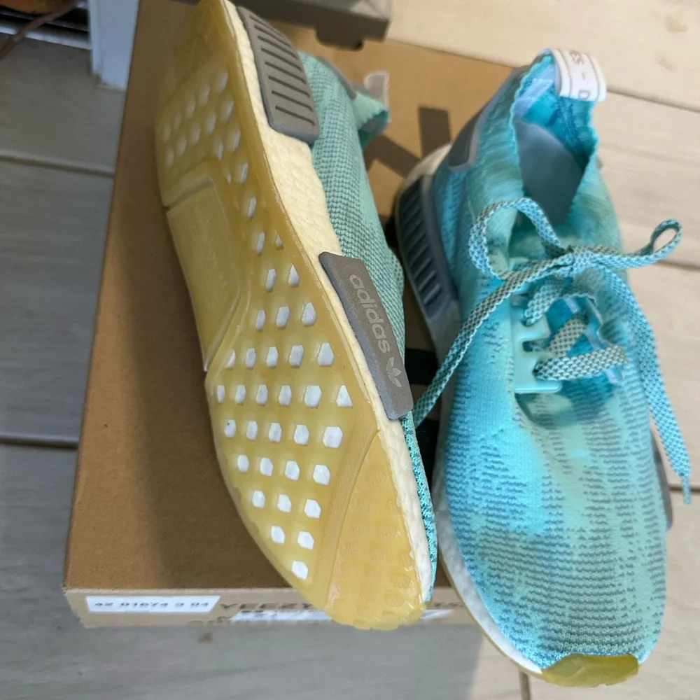 Adidas NMD R1 Energy Aqua